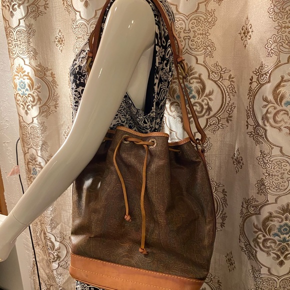 Etro bucket bag - Picture 5 of 5